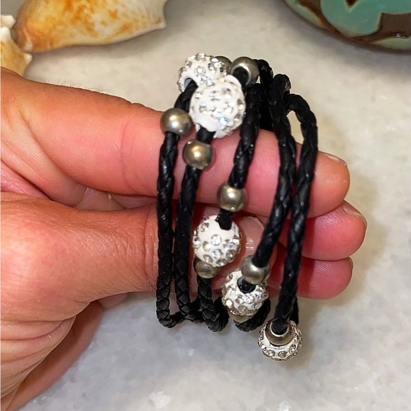 Jewelry - Bling bracelet with magnet locket